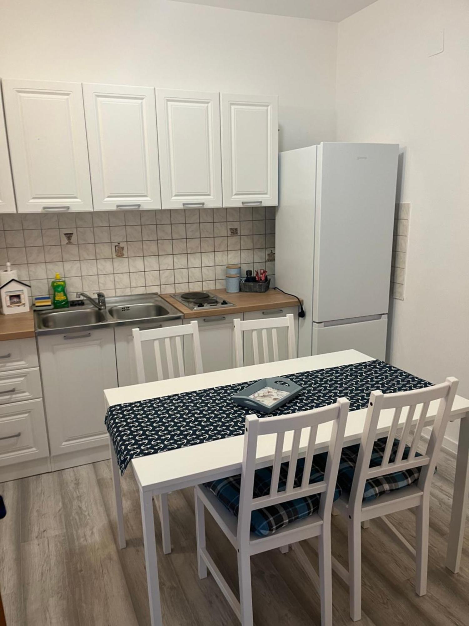 Apartments Akiki Карлобаг Екстериор снимка
